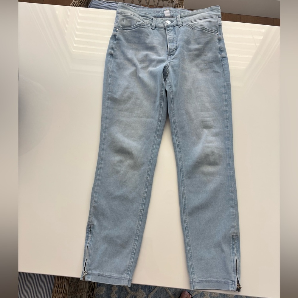 Dream Jeans by Mac Light Wash Women's Cropped Jeans